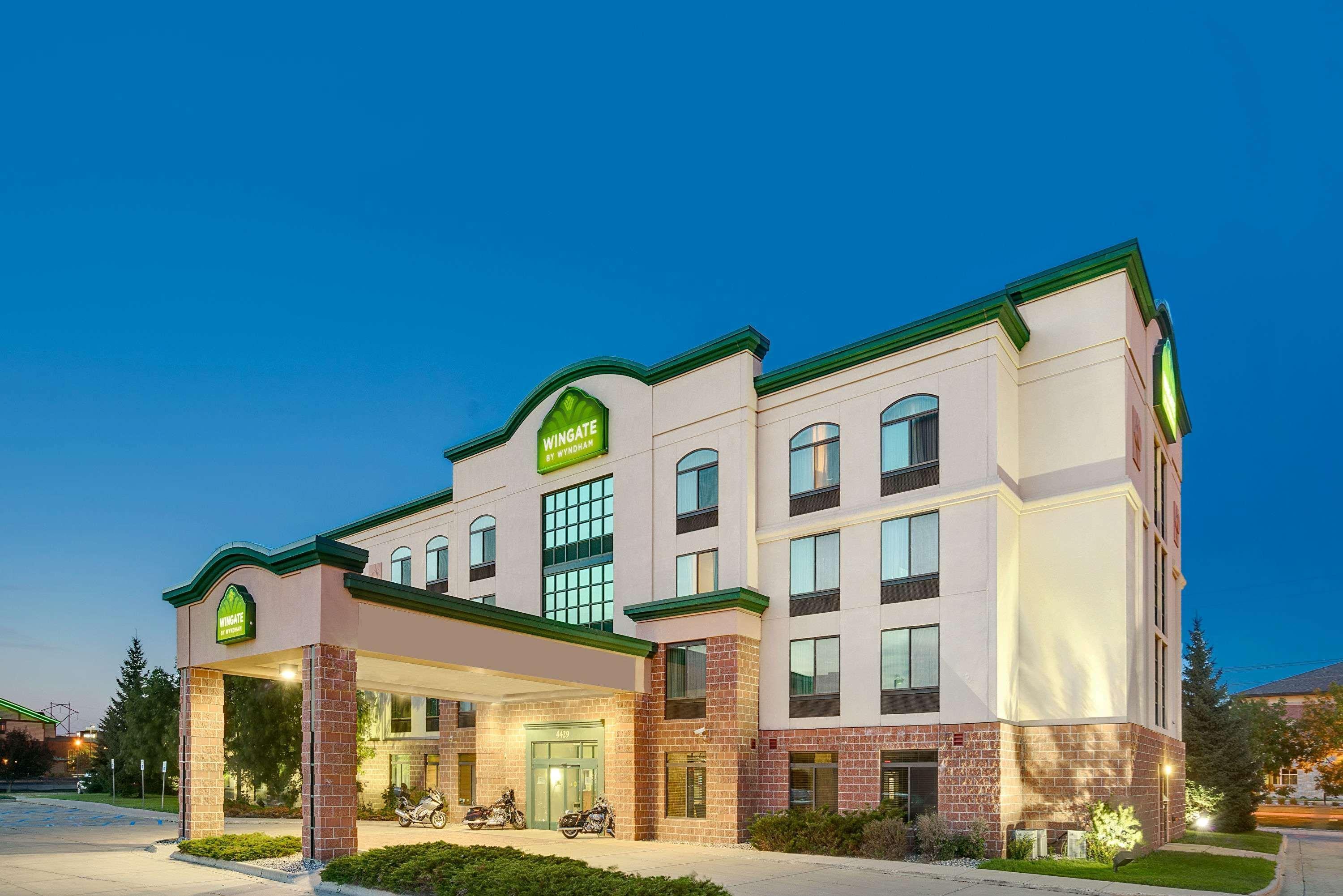 Hotel Wingate By Wyndham Fargo Exterior foto